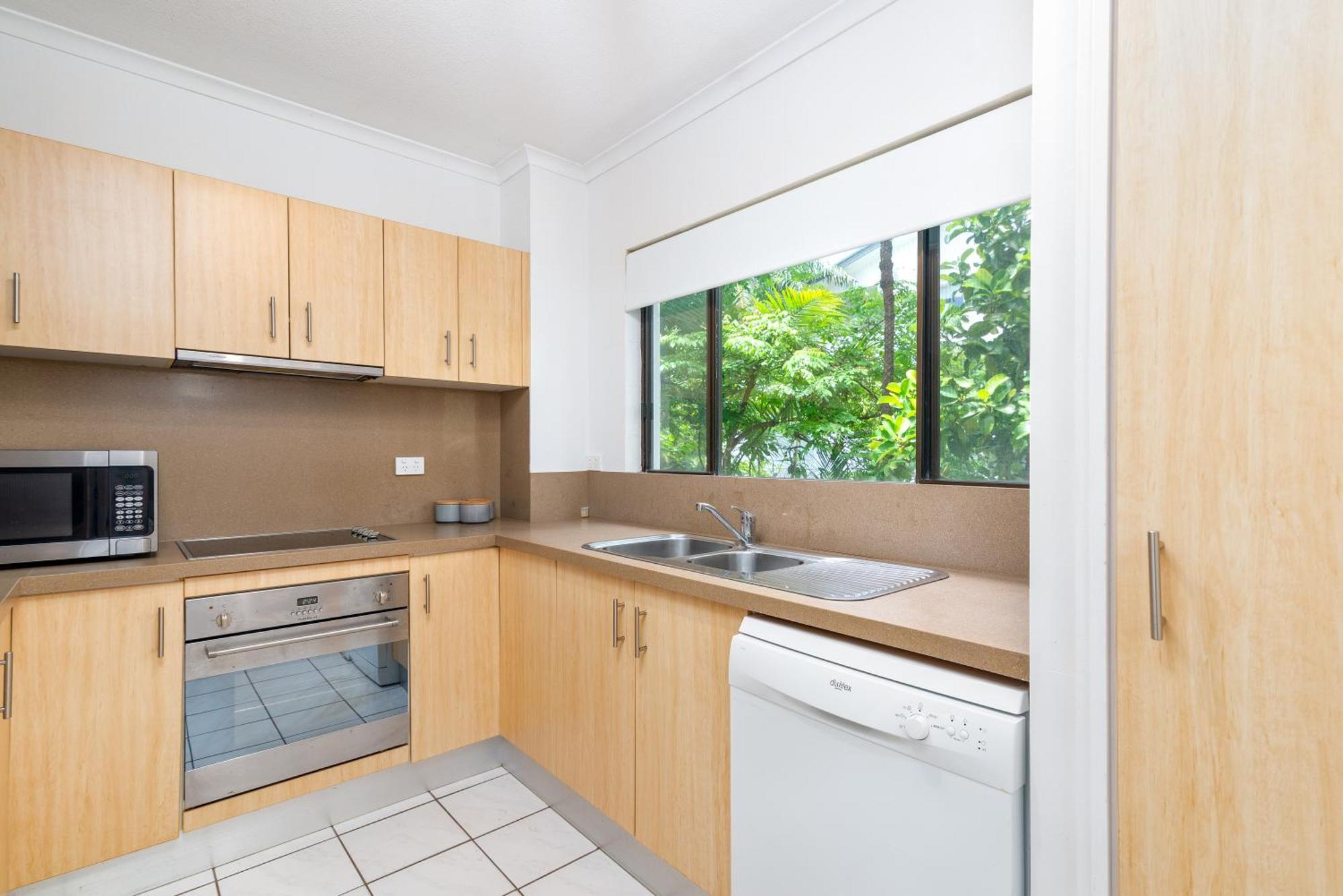Tropical Reef Apartments Port Douglas Buitenkant foto