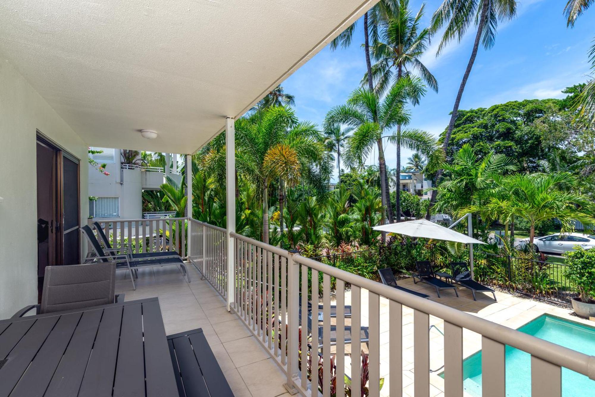 Tropical Reef Apartments Port Douglas Buitenkant foto