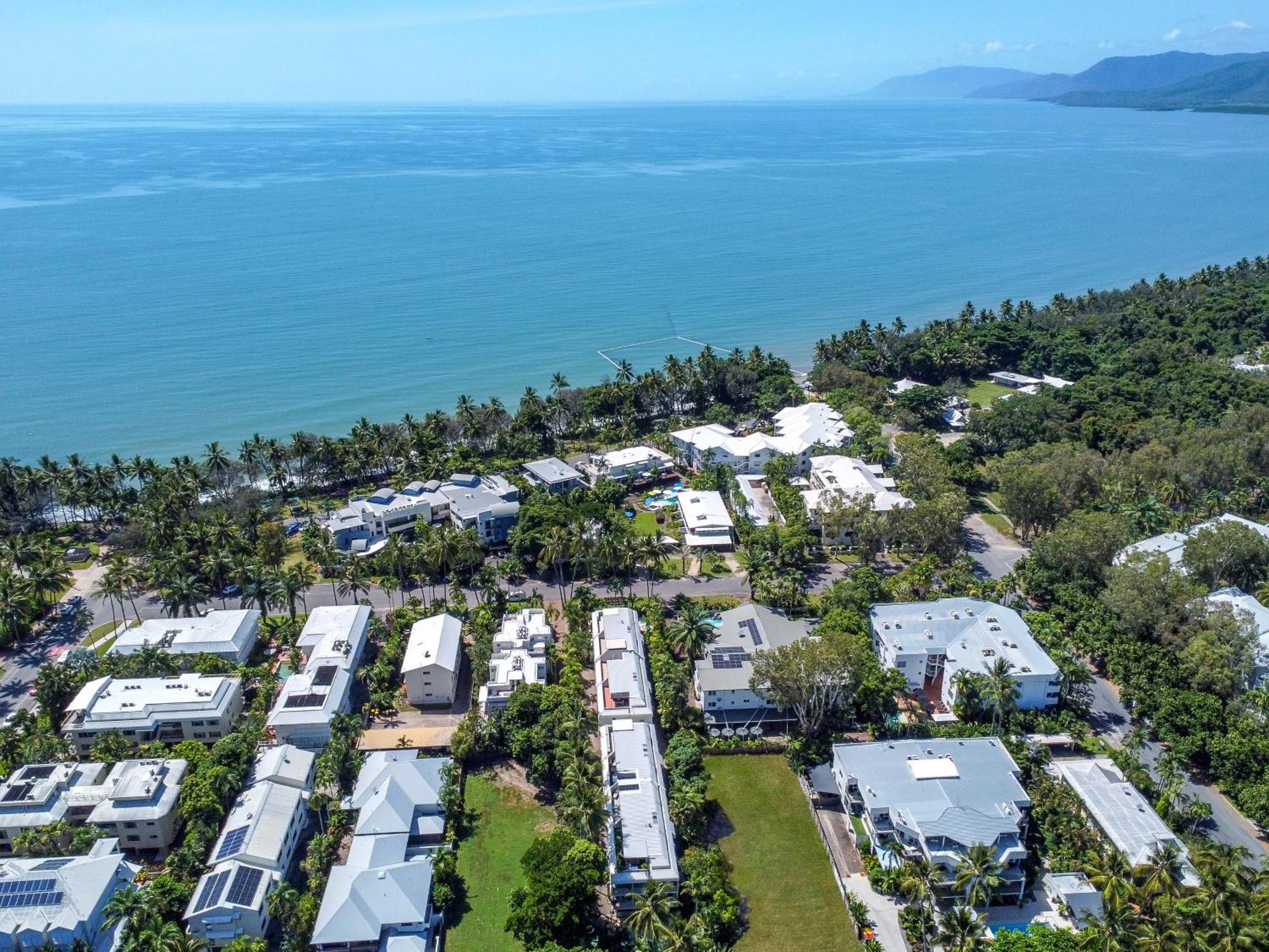 Tropical Reef Apartments Port Douglas Buitenkant foto
